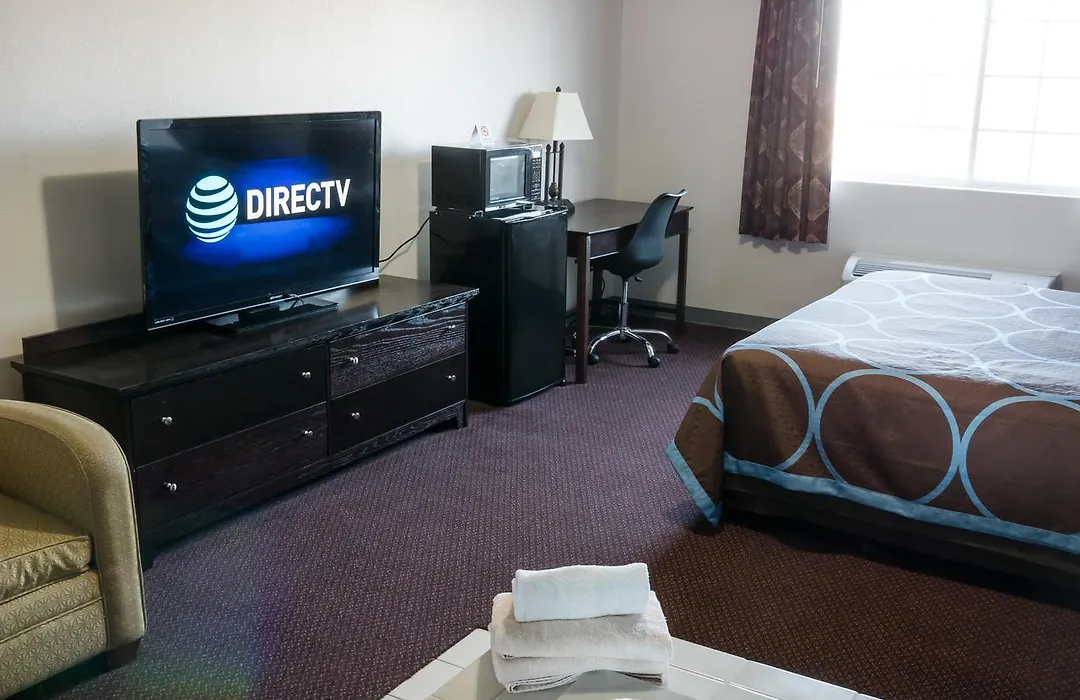 Cobblestone Inn & Suites - Platteville-1